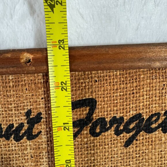 Vintage 1970s Framed Burlap Art "Dont Forget" With Big-Eyed Child Image - Picture 8 of 9